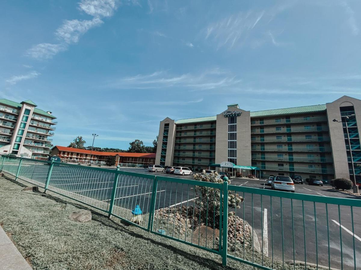 River Place Condos 409 1BD, 2Bath Pigeon Forge Exterior foto